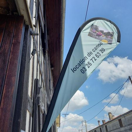 Larzicourt Chez Cadet 빌라 외부 사진